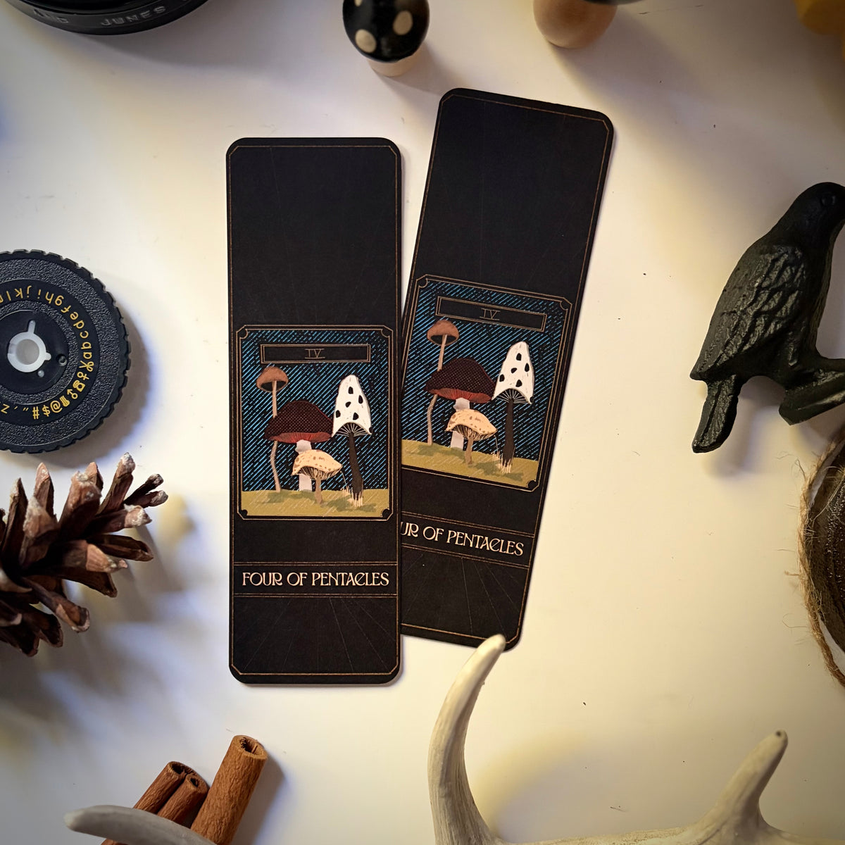 Bookmark - Four of Pentacles